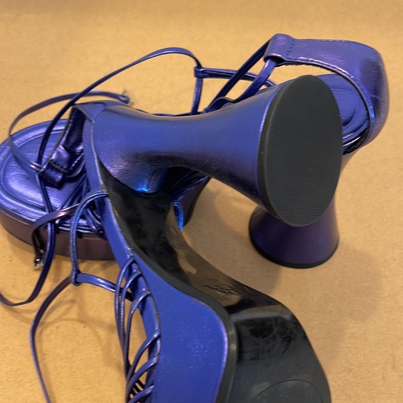 Zara Metallic Heels - Picture 8 of 8